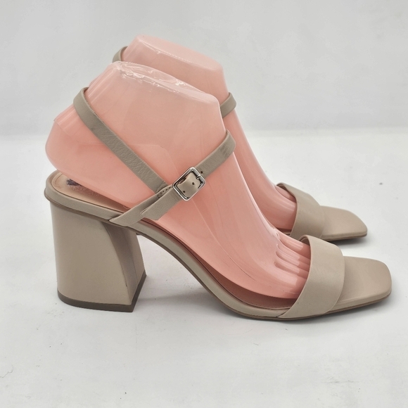 Vince Camuto Buff Baby Nendan Heeled Beige Sandals Size 9.5 - Picture 3 of 11